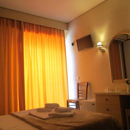Hotel Lito Paralía Buitenkant foto