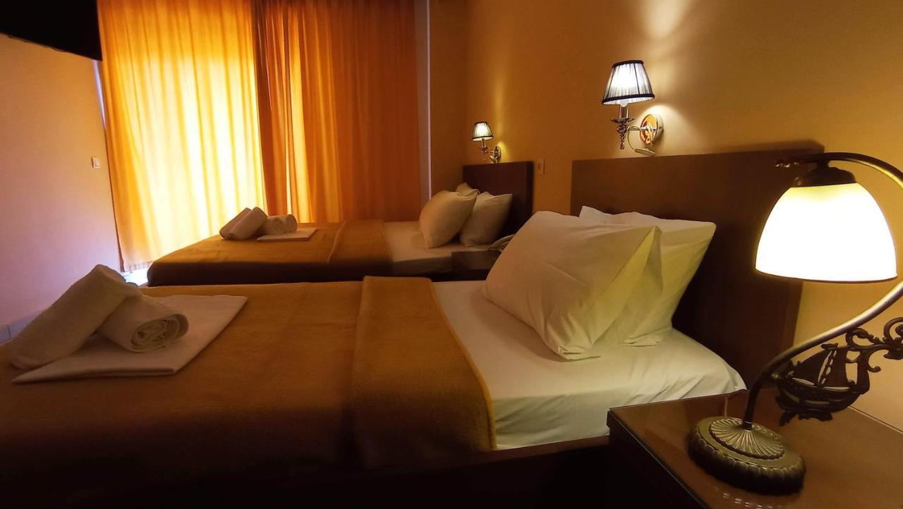 Hotel Lito Paralía Buitenkant foto