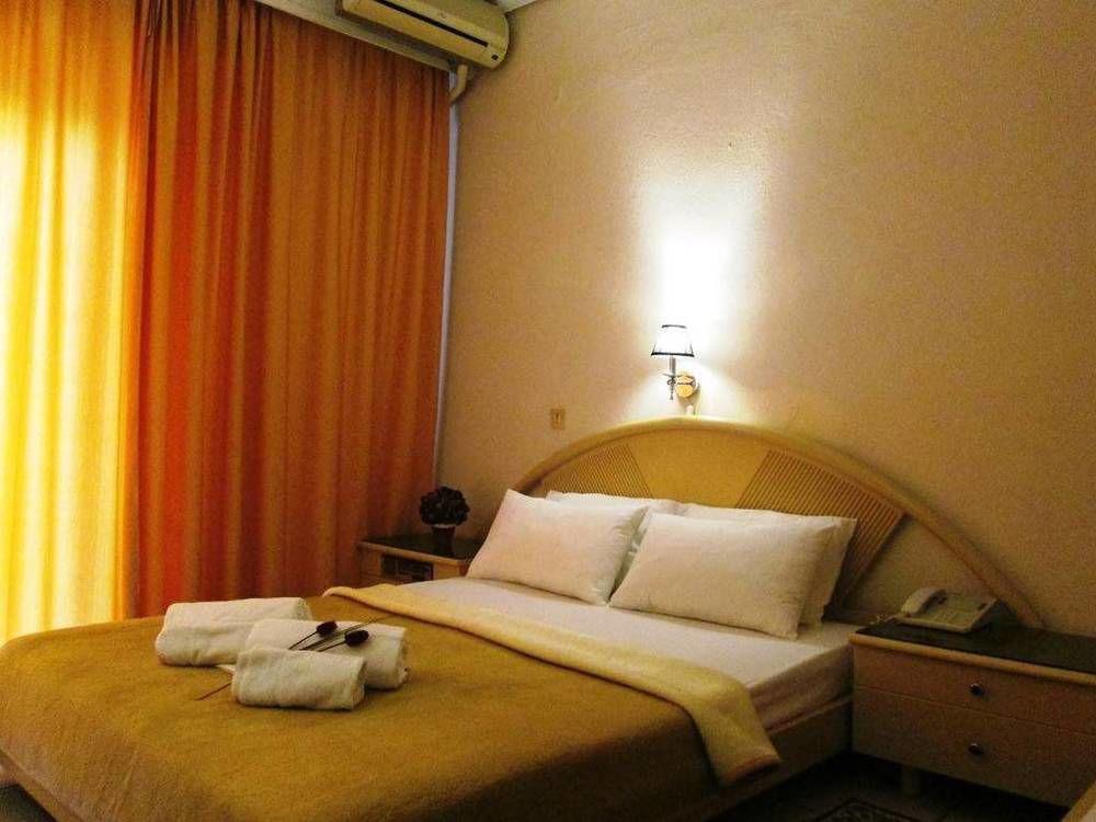 Hotel Lito Paralía Buitenkant foto