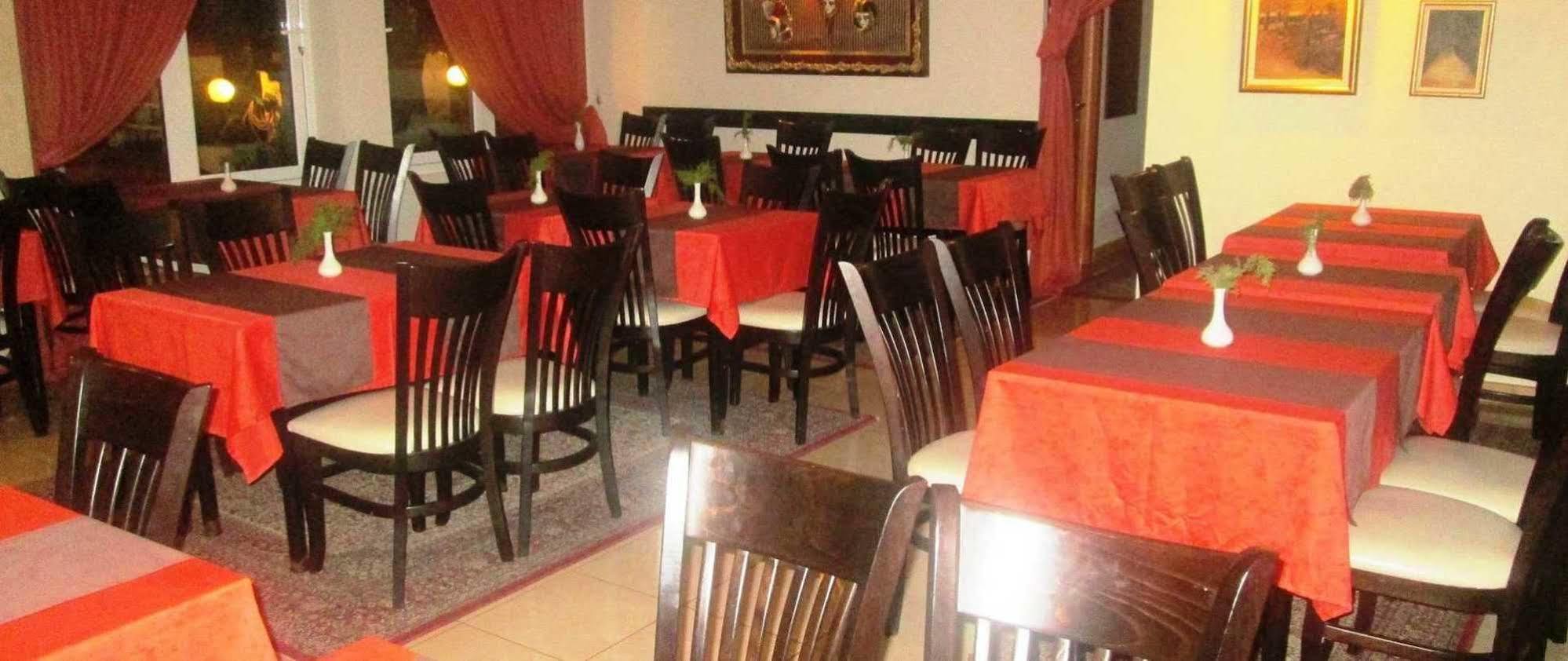 Hotel Lito Paralía Buitenkant foto