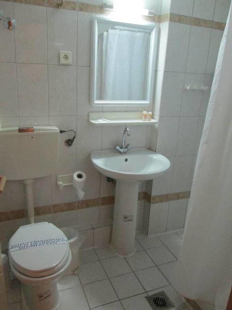 Hotel Lito Paralía Buitenkant foto