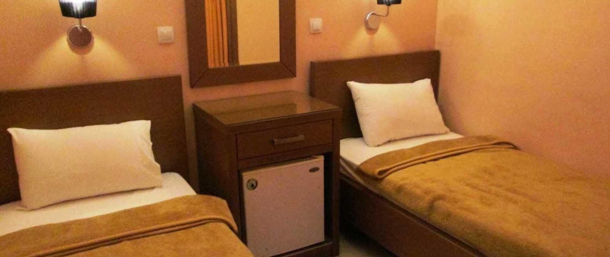 Hotel Lito Paralía Buitenkant foto